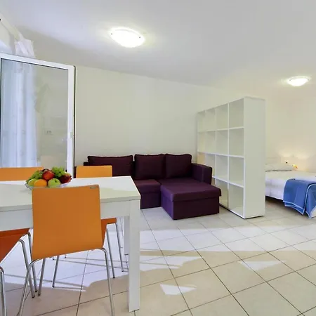 Apartment Dolac - Cin02100b-syb